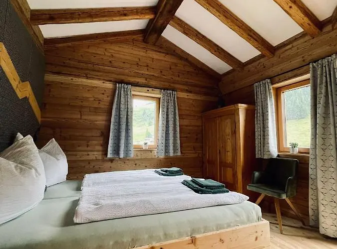 Brunnhaeusl * Hüttschlag