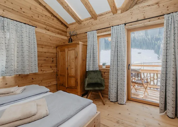 Brunnhaeusl * הוטשלאג