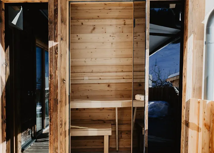 Brunnhaeusl בקתה *